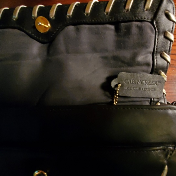 Cabin Creek Cross body purse - Picture 2 of 5